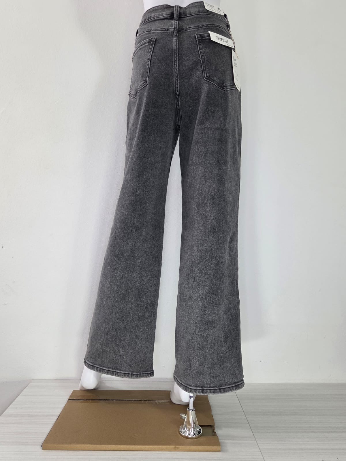 JEANS GRIGIO SCURO  CON BRILLANTINI - TAGLIO LARGO